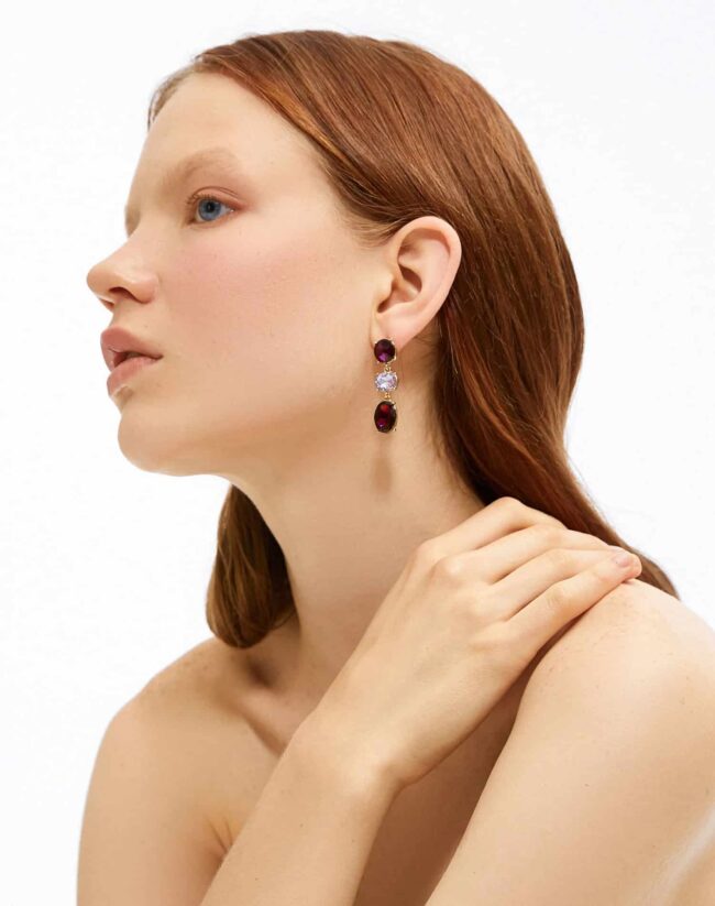 Brincos de argola com pedra oval colorida para mulher
