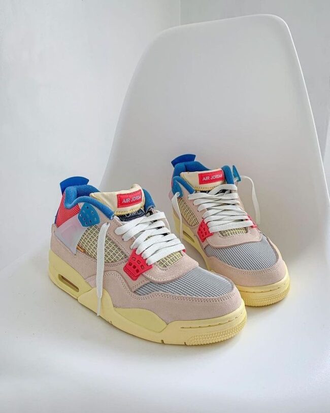 Air Jordan 4 Retro Union Guava Ice - Image 3