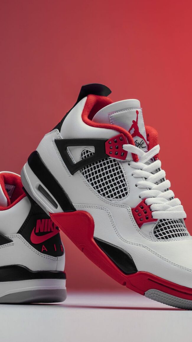 Air Jordan 4 Retro Fire Red