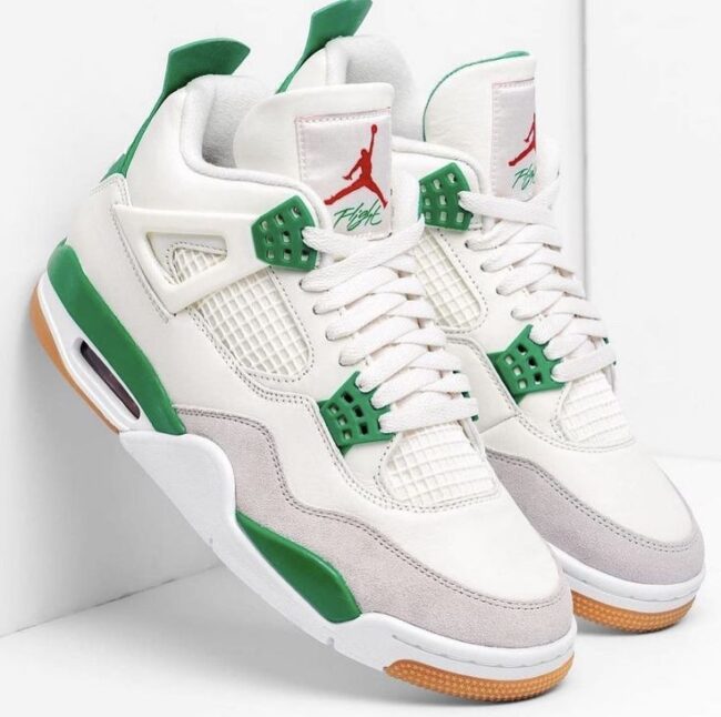 Air Jordan 4 Retro SB Pine Green