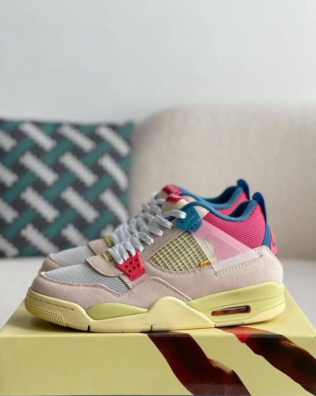 Air Jordan 4 Retro Union Guava Ice - Image 2