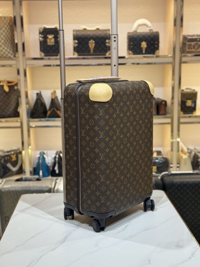 Louis Vuitton Horrizon 55 Suitcase  - Image 2