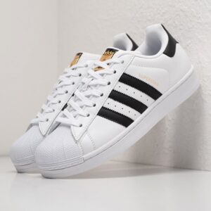 Adidas Superstar