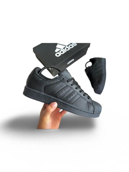 Adidas Superstar