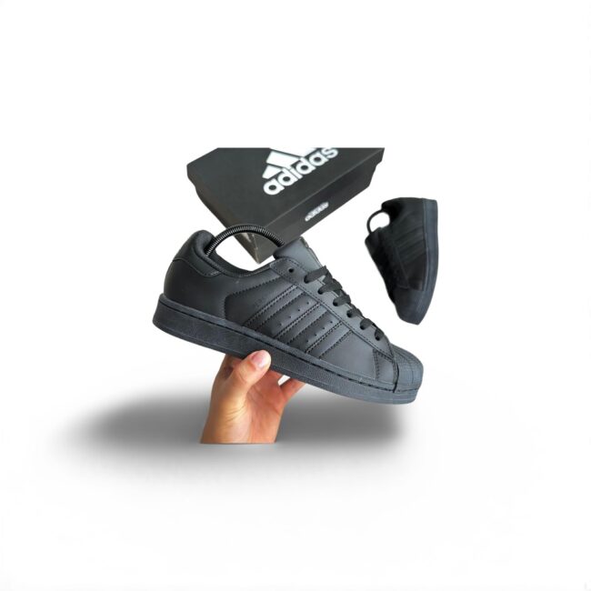 Adidas Superstar